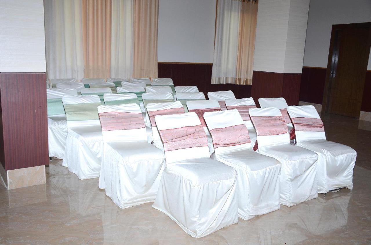 Vaishnavi Clarks Inn Buxar Luaran gambar
